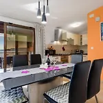 شقة Gorgeous In With House Sea View *
