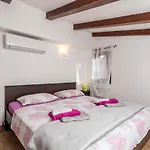 Gorgeous In With House Sea View