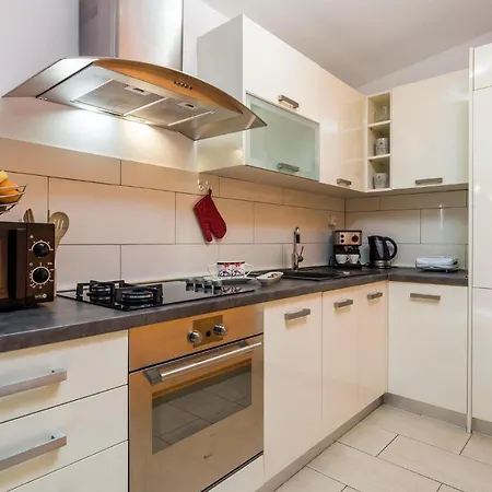 Gorgeous In With House Sea View