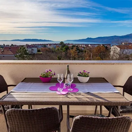 Gorgeous In With House Sea View